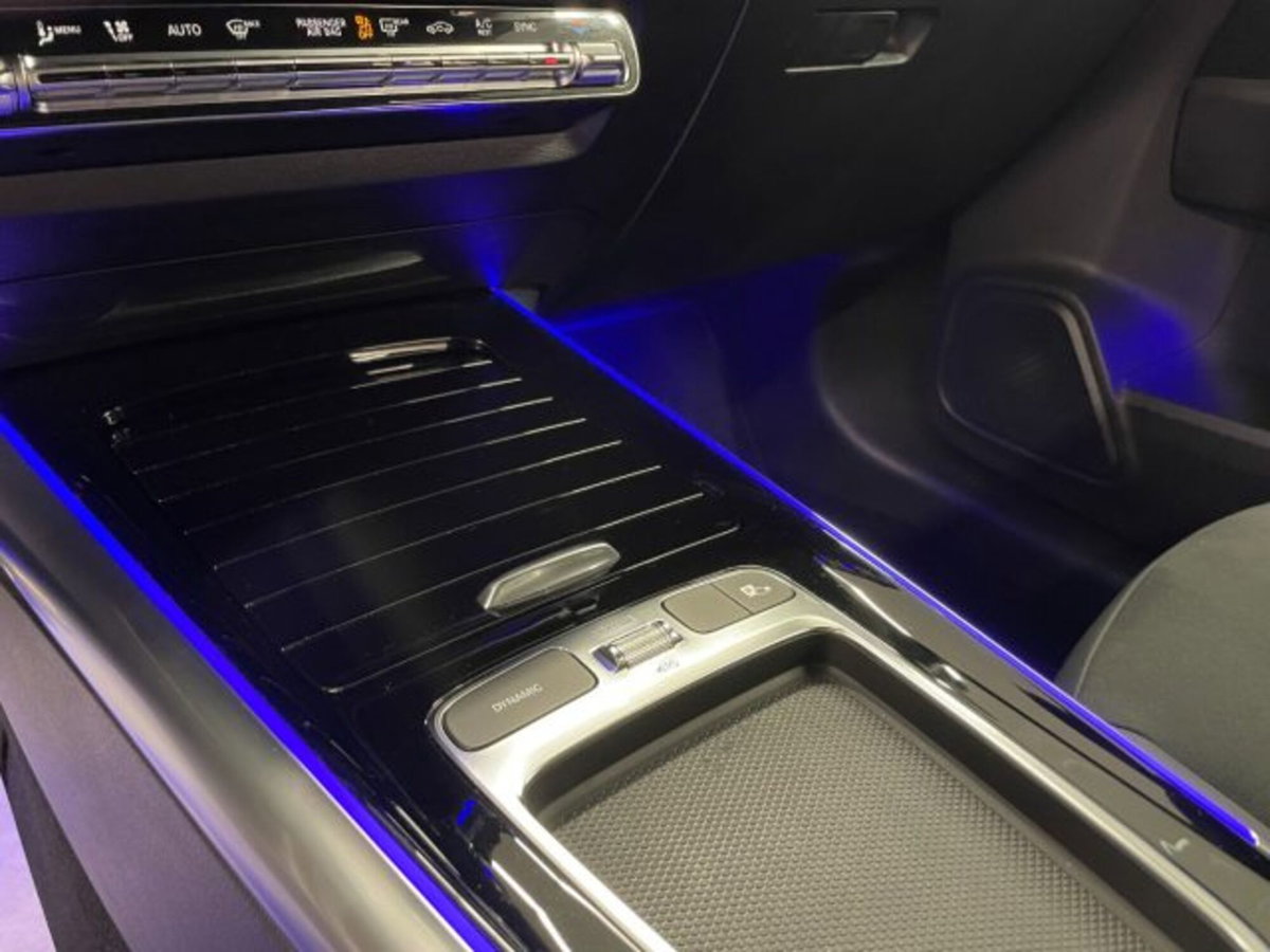 Mercedes-Benz GLA SUV 200 d AMG Line Premium Plus 4matic auto (18)