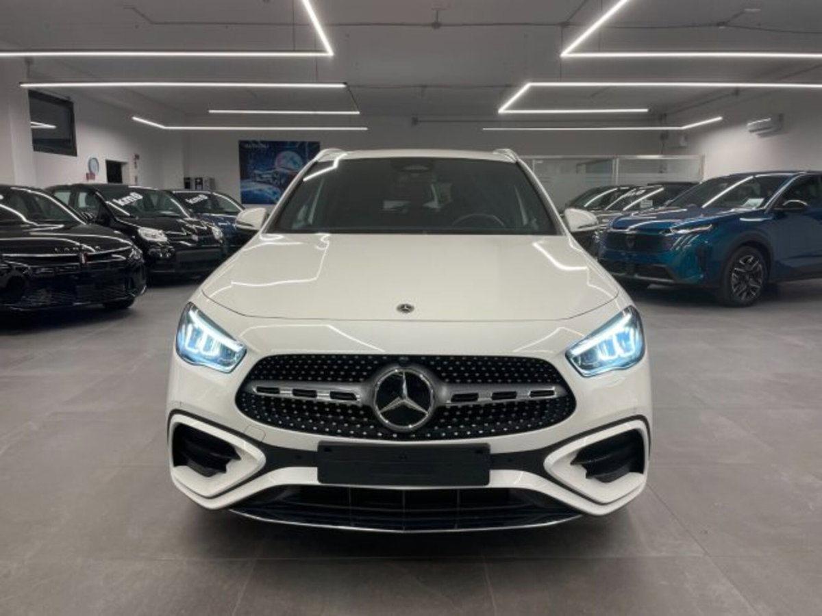 Mercedes-Benz GLA SUV 200 d AMG Line Premium Plus 4matic auto (7)