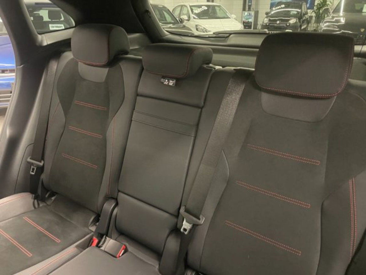 Mercedes-Benz GLA SUV 200 d AMG Line Premium Plus 4matic auto (6)