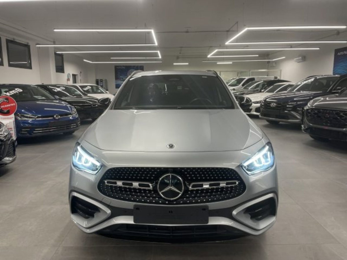 Mercedes-Benz GLA SUV 200 d AMG Line Premium Plus 4matic auto (9)
