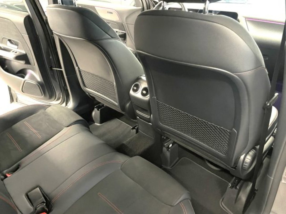 Mercedes-Benz GLA SUV 200 d AMG Line Premium Plus 4matic auto (2)