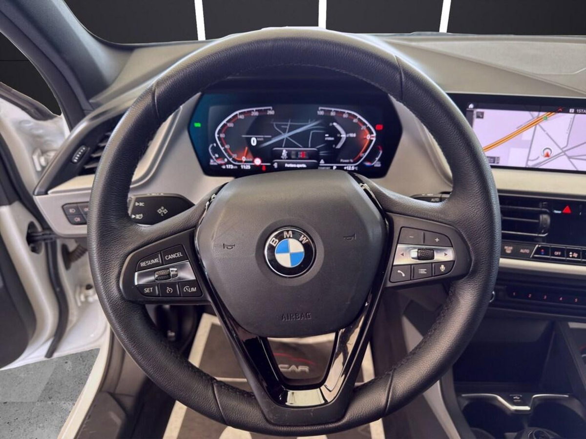 BMW Serie 1 116d auto (10)