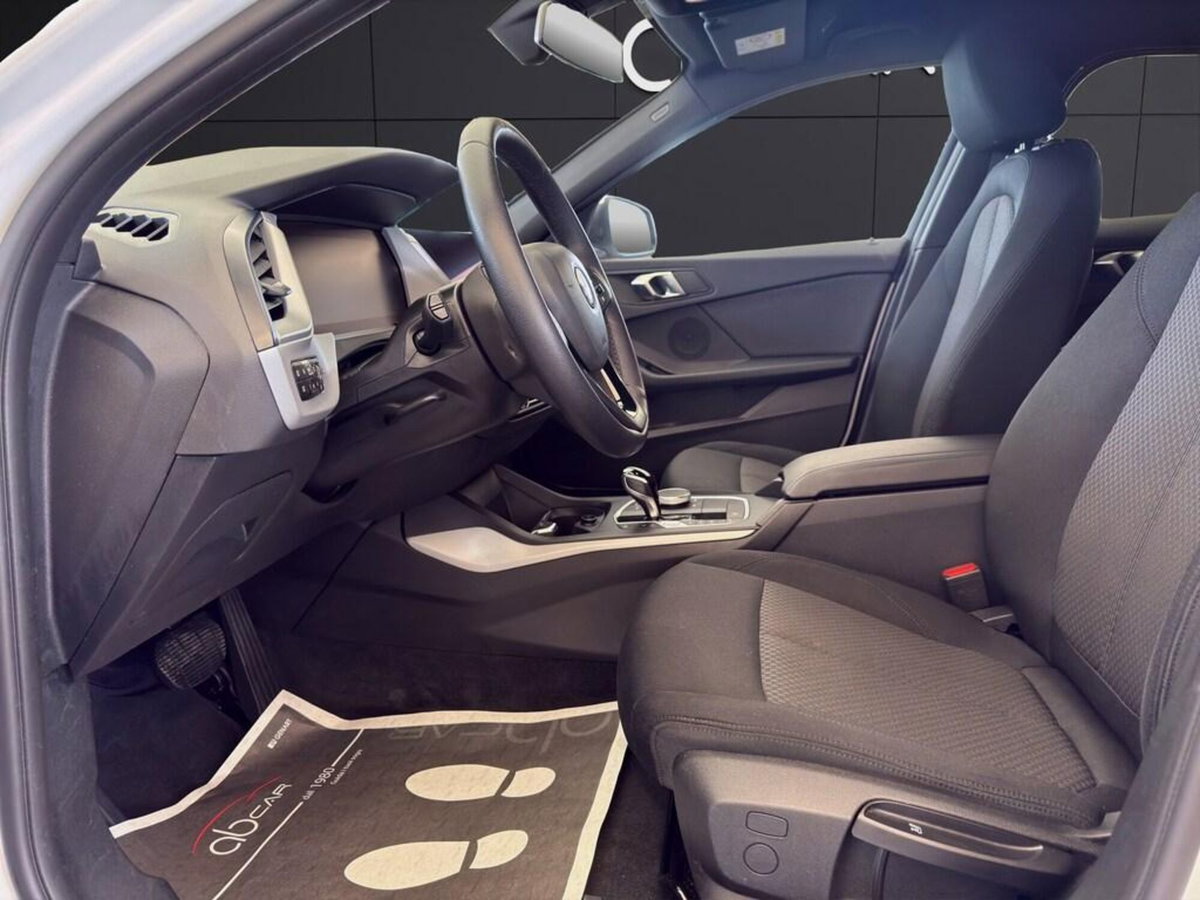 BMW Serie 1 116d auto (9)