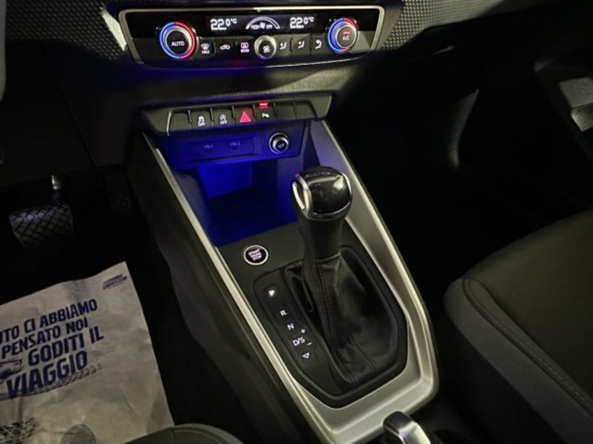 Audi A1 Sportback 30 TFSI S tronic Identity Black (10)