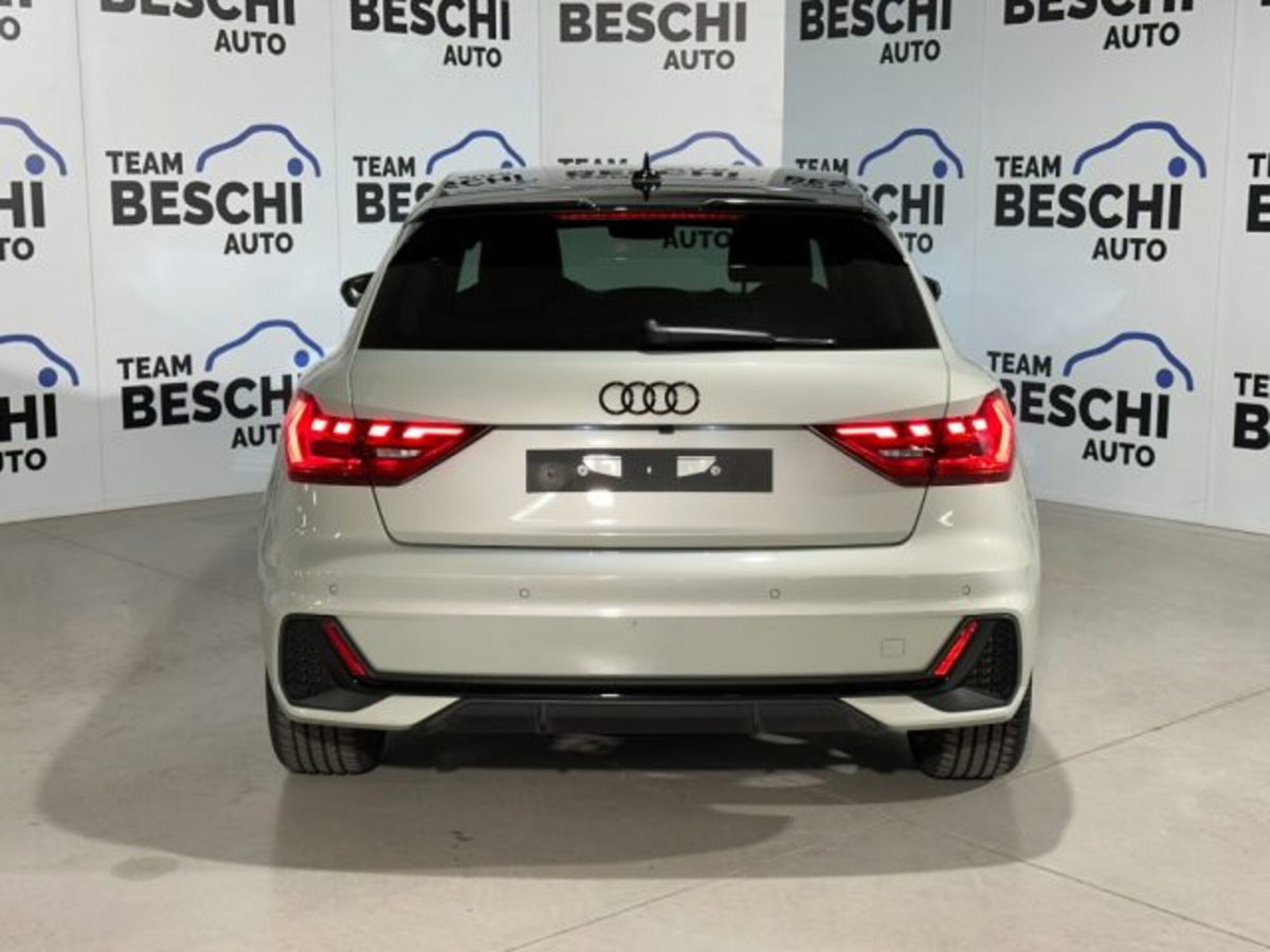 Audi A1 Sportback 30 TFSI S tronic Identity Black (13)