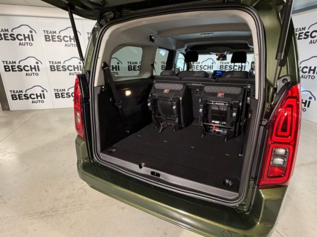 Opel Combo Life 1.5D 130 S&S MT6 Elegance XL 7 Posti (12)