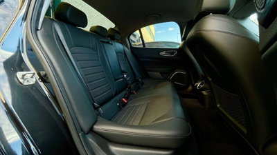 Alfa Romeo Giulia 2.2 Turbodiesel 190 CV AT8 Super (12)
