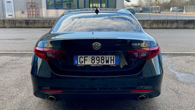 Alfa Romeo Giulia 2.2 Turbodiesel 190 CV AT8 Super (7)