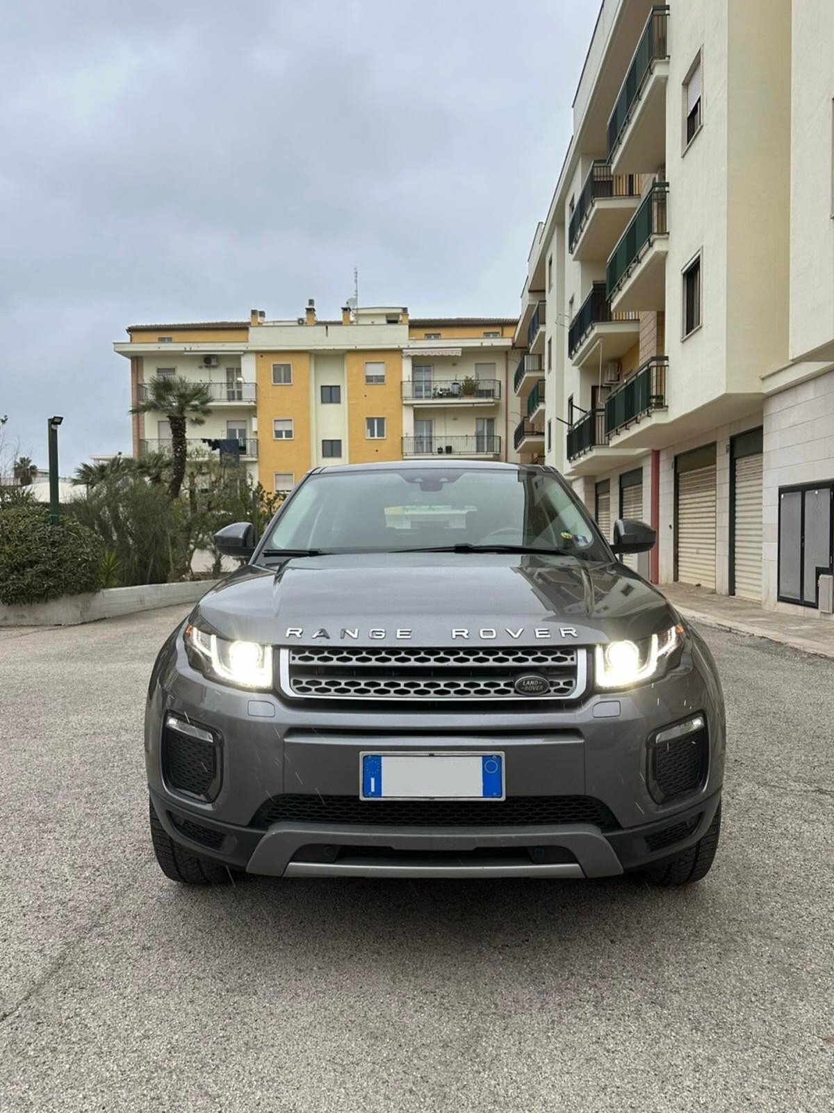 Land Rover Range Rover Evoque 2.0 TD4 150 CV 5p SE Dynamic Landmark Ed. (3)