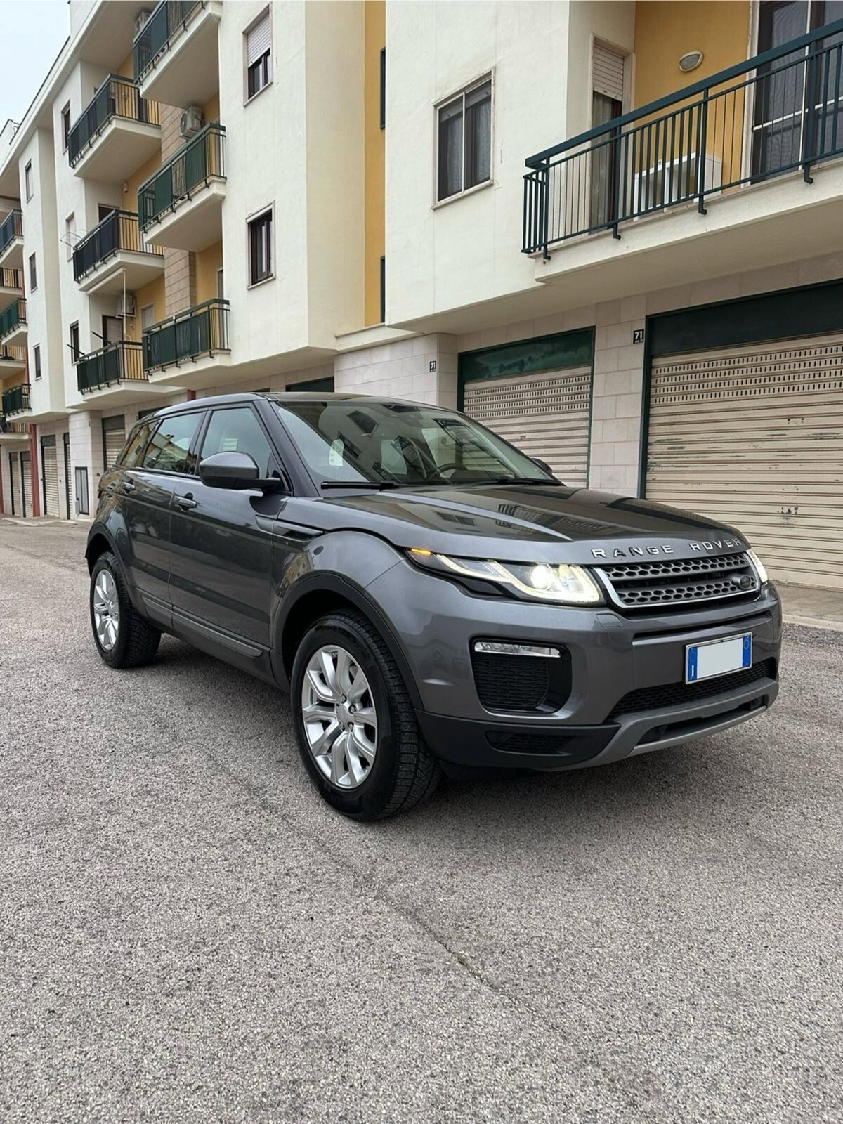 Land Rover Range Rover Evoque 2.0 TD4 150 CV 5p SE Dynamic Landmark Ed. (4)