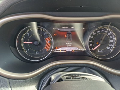 Jeep Cherokee 2.0 Mjt II Limited (9)