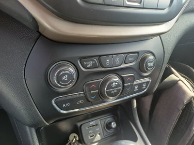 Jeep Cherokee 2.0 Mjt II Limited (11)