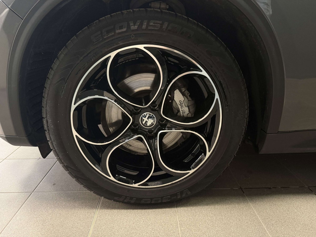 Alfa Romeo Stelvio Stelvio 2.2 Turbodiesel 190 CV AT8 RWD Sprint (18)