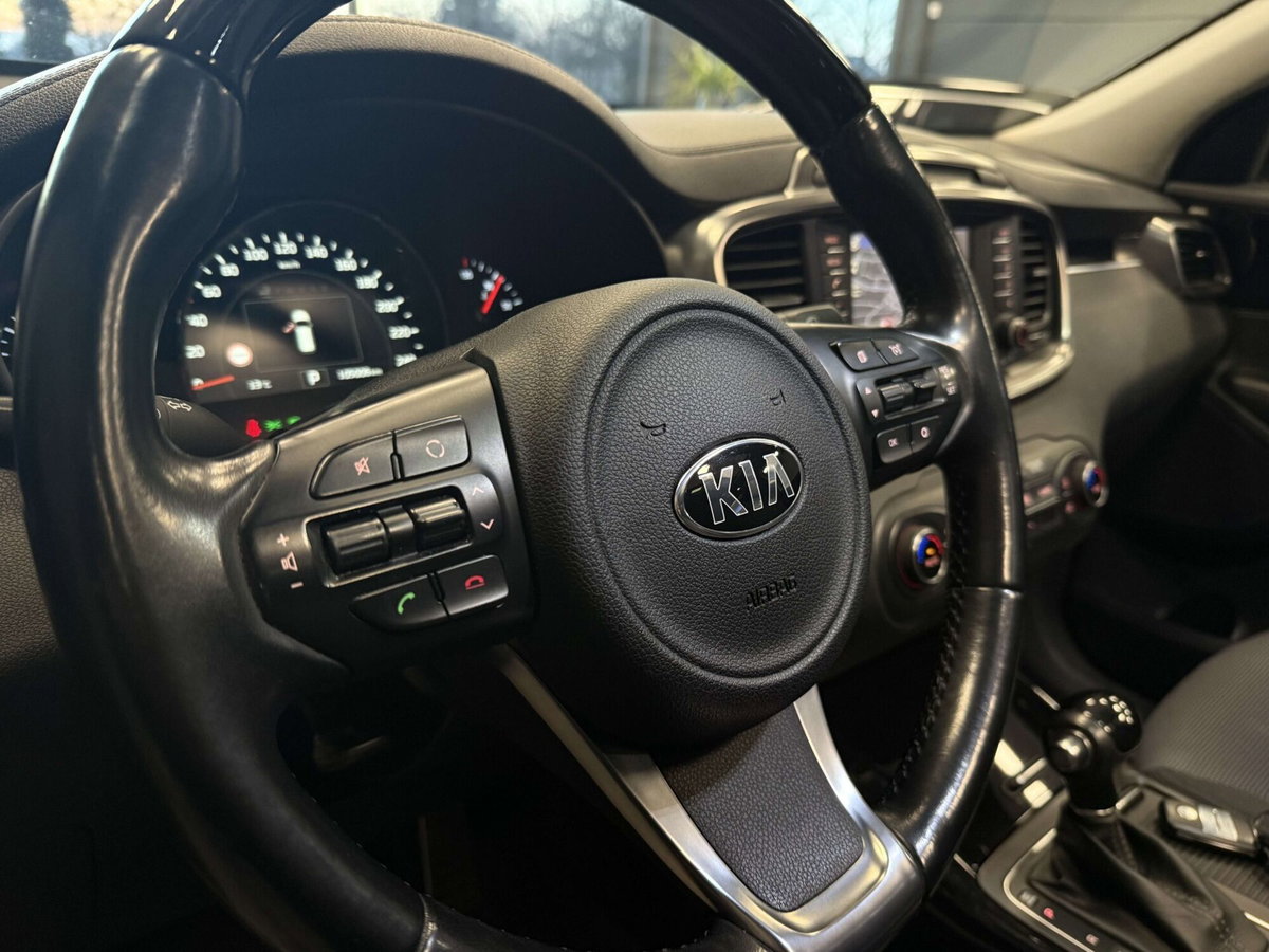 Kia Sorento 2.2 CRDi 2WD Loft (15)