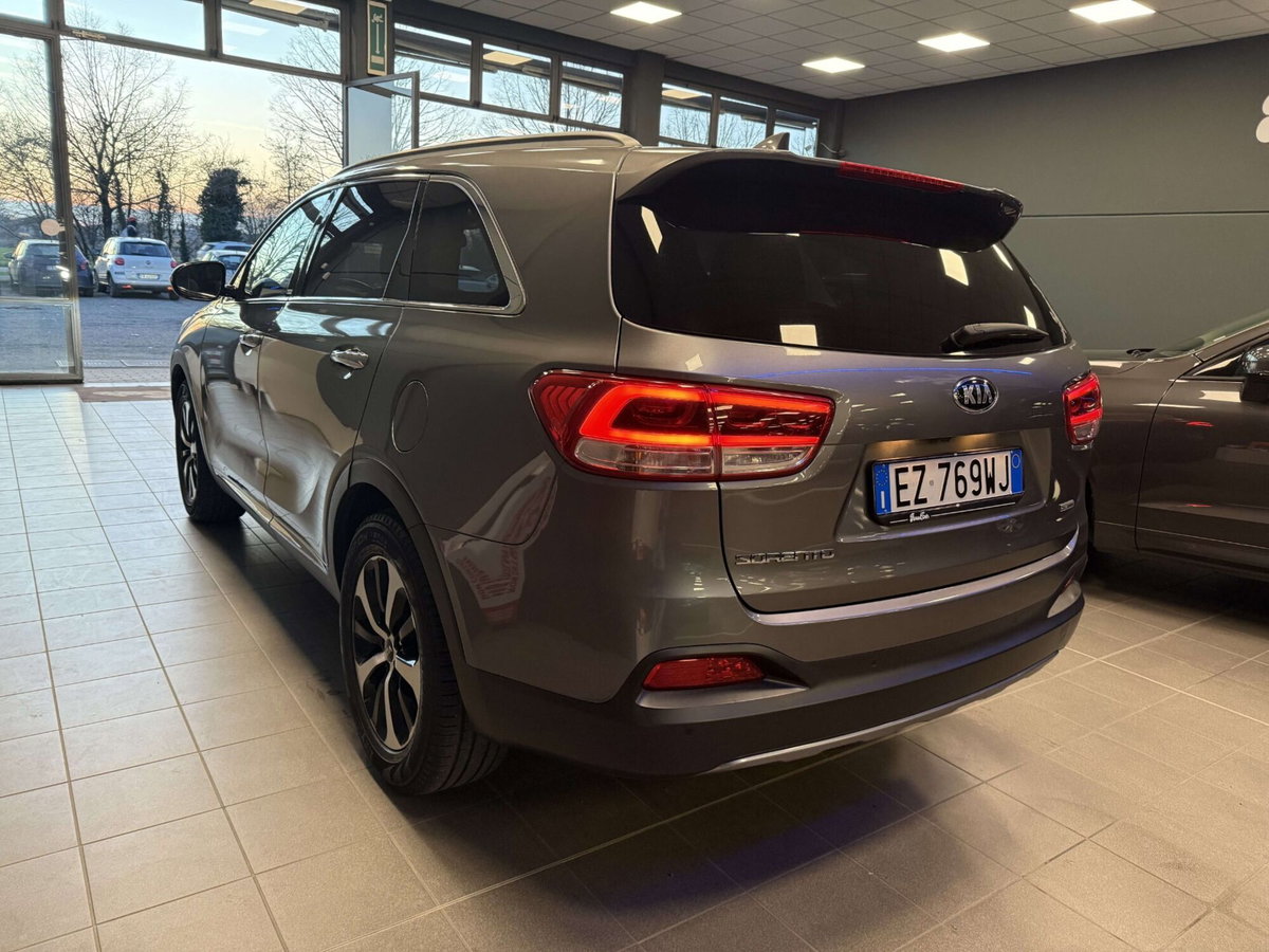Kia Sorento 2.2 CRDi 2WD Loft (6)