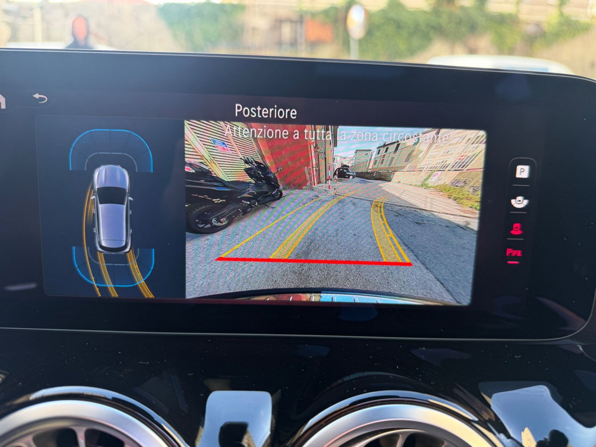 Mercedes-Benz GLA SUV 250 e phev AMG Line Advanced Plus auto (11)