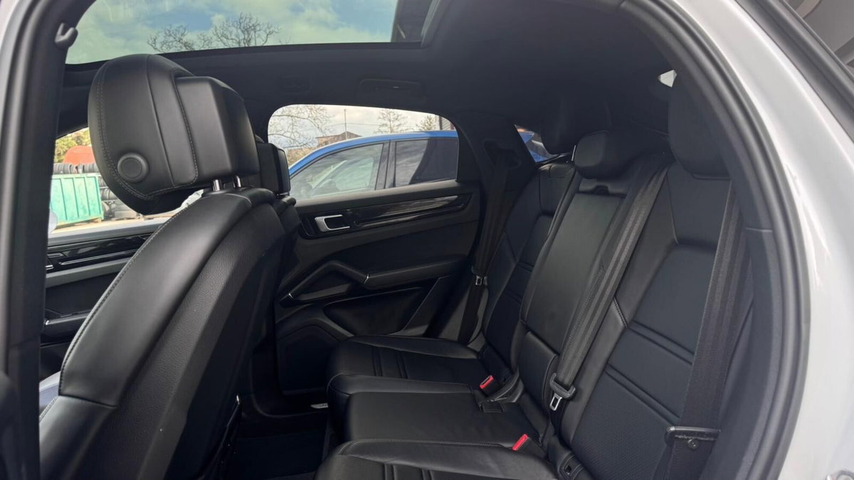 Porsche Cayenne Coupé 3.0 V6 (10)
