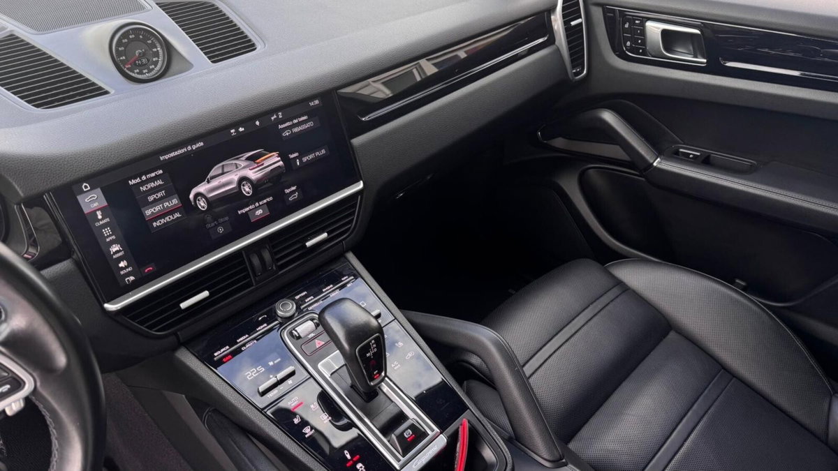 Porsche Cayenne Coupé 3.0 V6 (11)