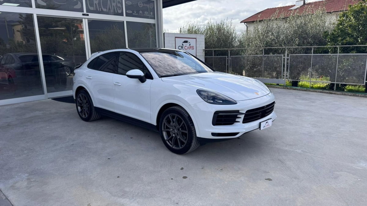 Porsche Cayenne Coupé 3.0 V6 (2)