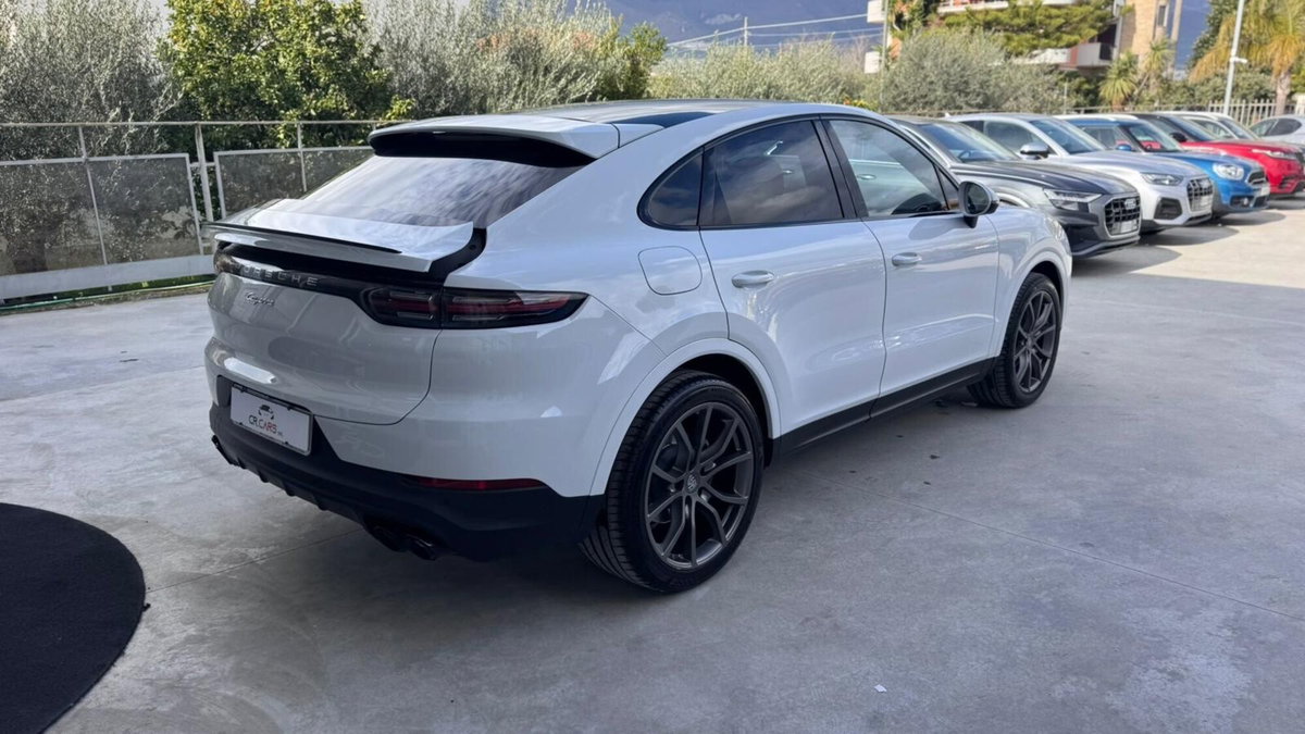 Porsche Cayenne Coupé 3.0 V6 (3)