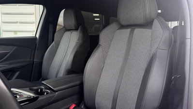 Peugeot 5008 1.5 bluehdi Allure Pack s&s 130cv eat8 (11)