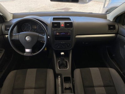 Volkswagen Golf 1.9 TDI DPF 4mot. 5p. Sportline (13)
