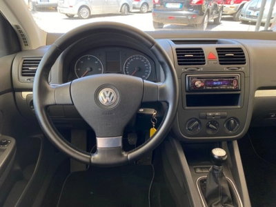 Volkswagen Golf 1.9 TDI DPF 4mot. 5p. Sportline (14)