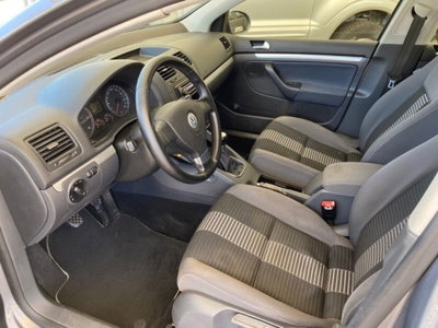 Volkswagen Golf 1.9 TDI DPF 4mot. 5p. Sportline (16)