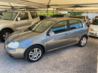 Volkswagen Golf 1.9 TDI DPF 4mot. 5p. Sportline (3)