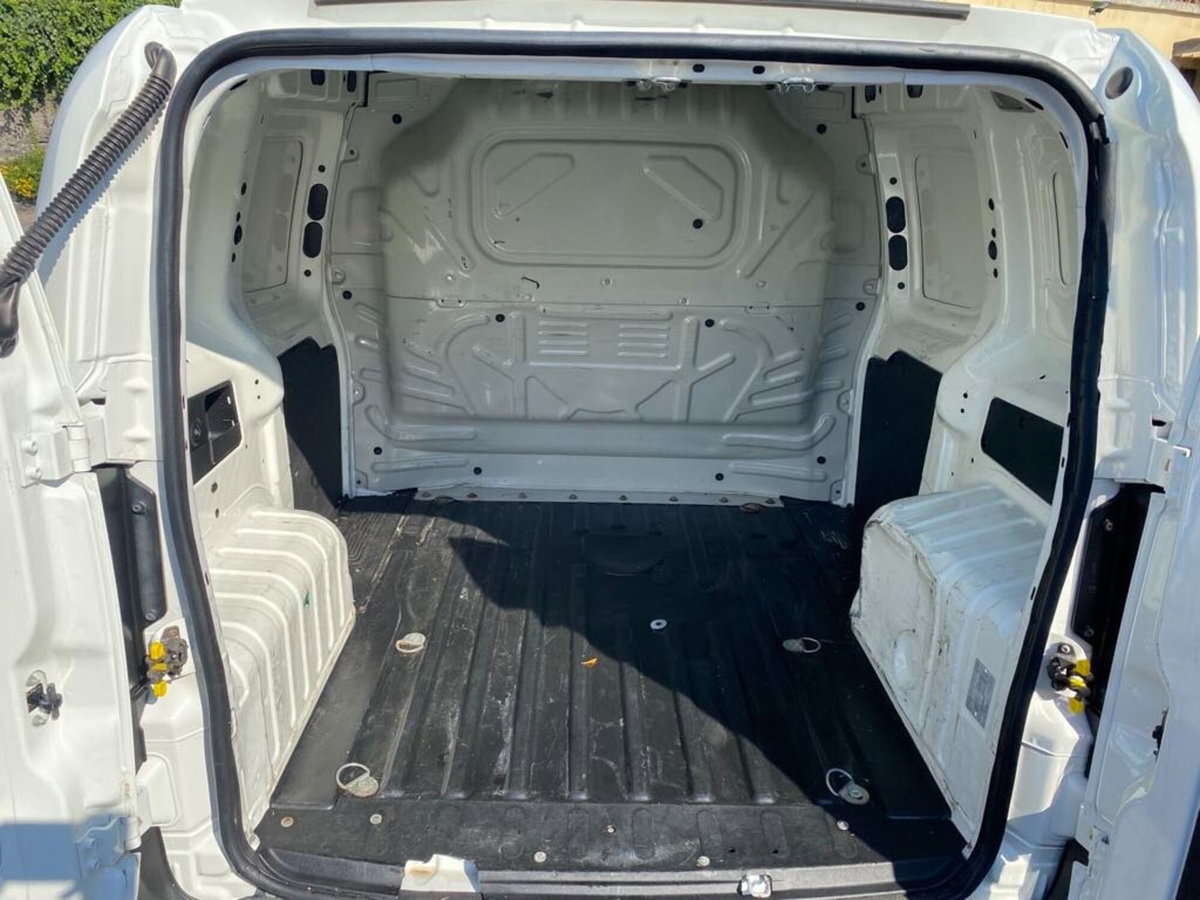 Fiat Fiorino QUBO 1.3 MJT 95CV SX (N1) (7)