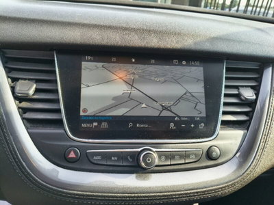 Opel Grandland X 1.6 Hybrid4 Plug-in aut. AWD (15)