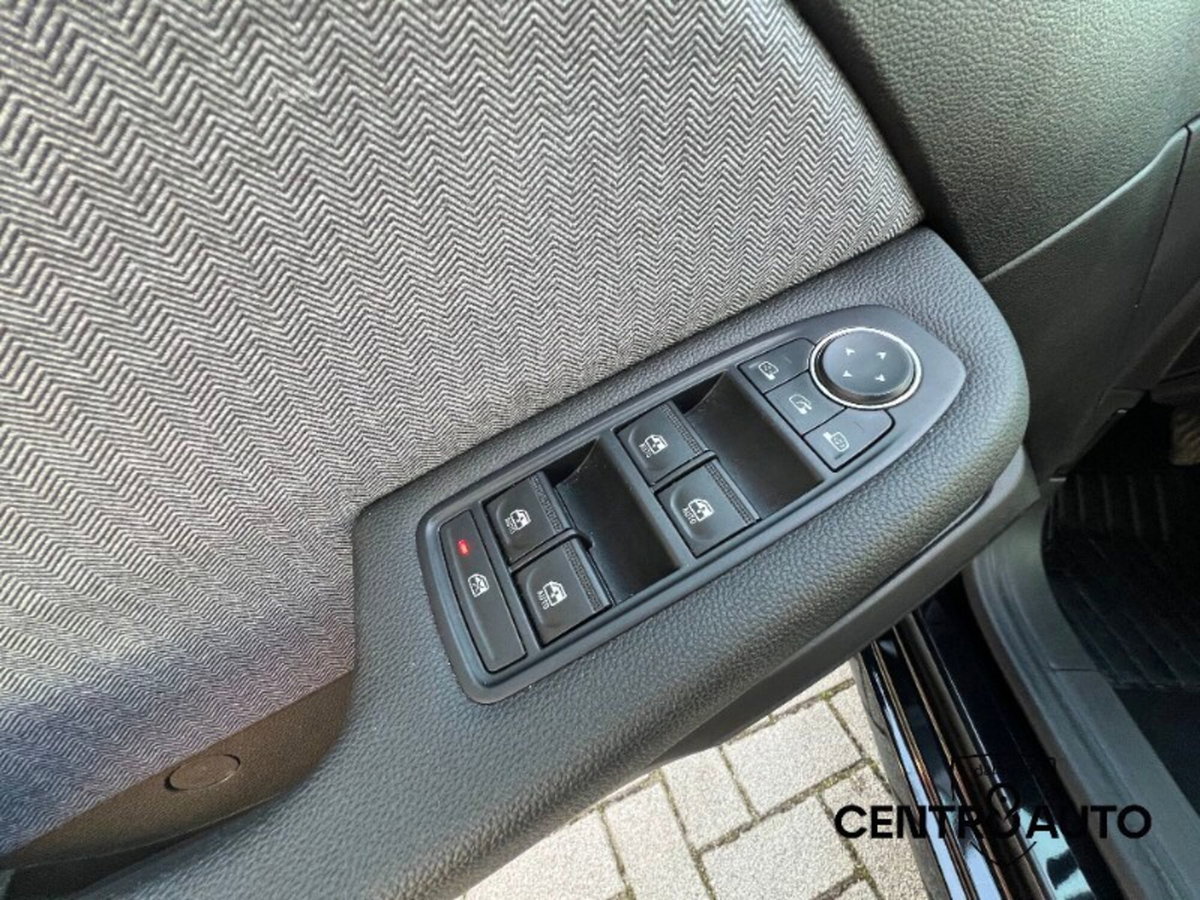 Renault Clio TCe 90 CV 5 porte Techno (17)