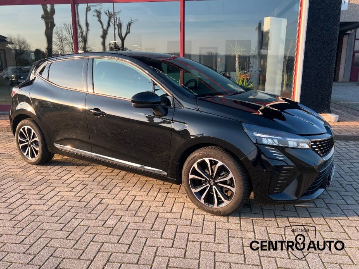Renault Clio TCe 90 CV 5 porte Techno (2)