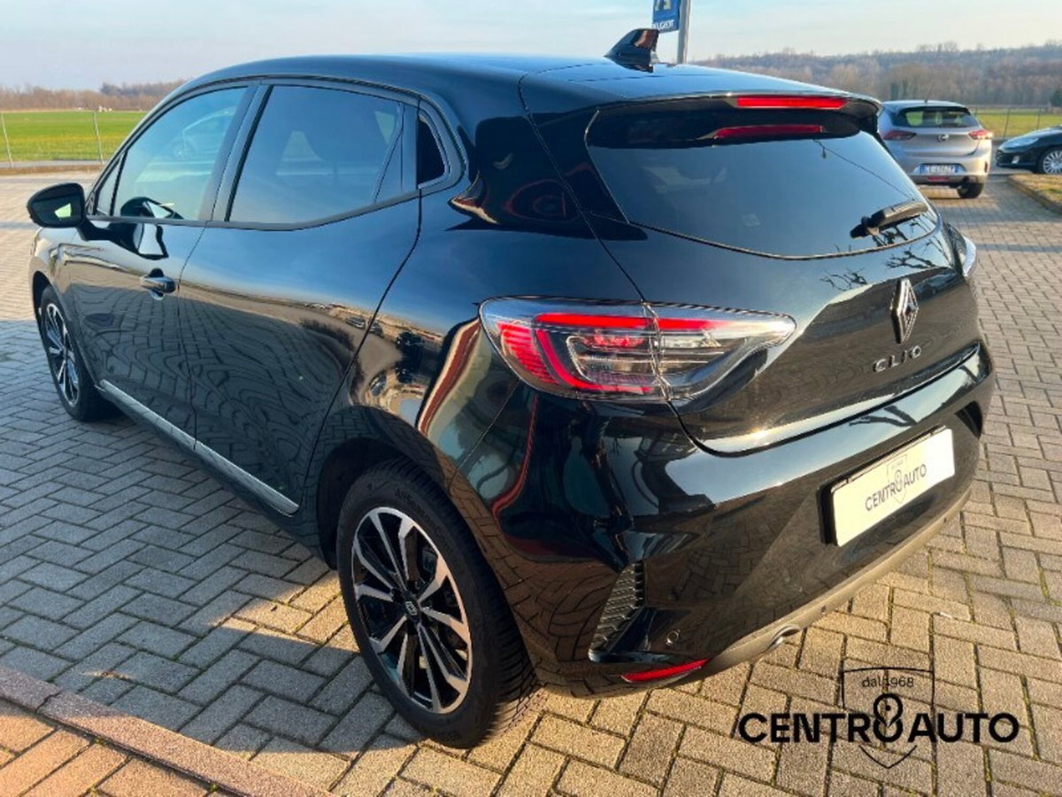 Renault Clio TCe 90 CV 5 porte Techno (6)