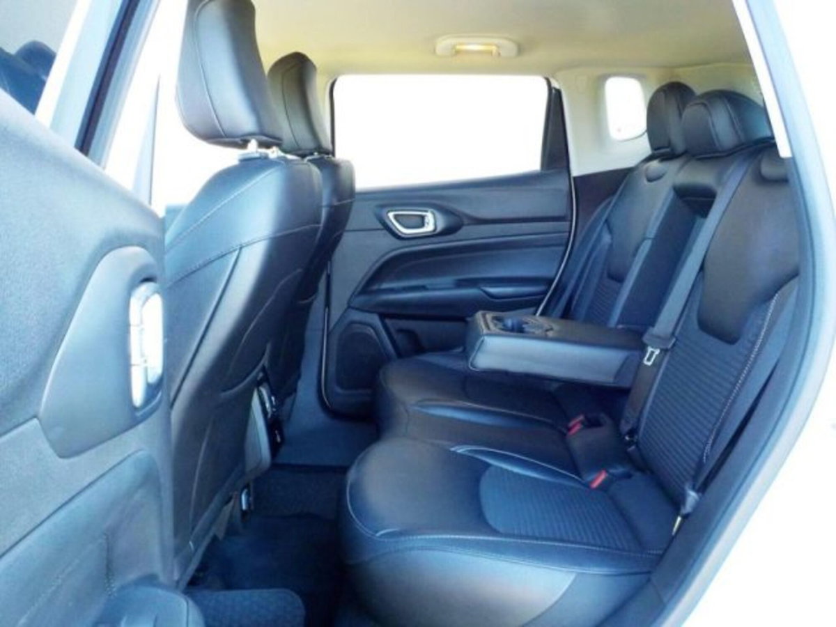 Jeep Compass 1.6 Multijet II 2WD Night Eagle (14)