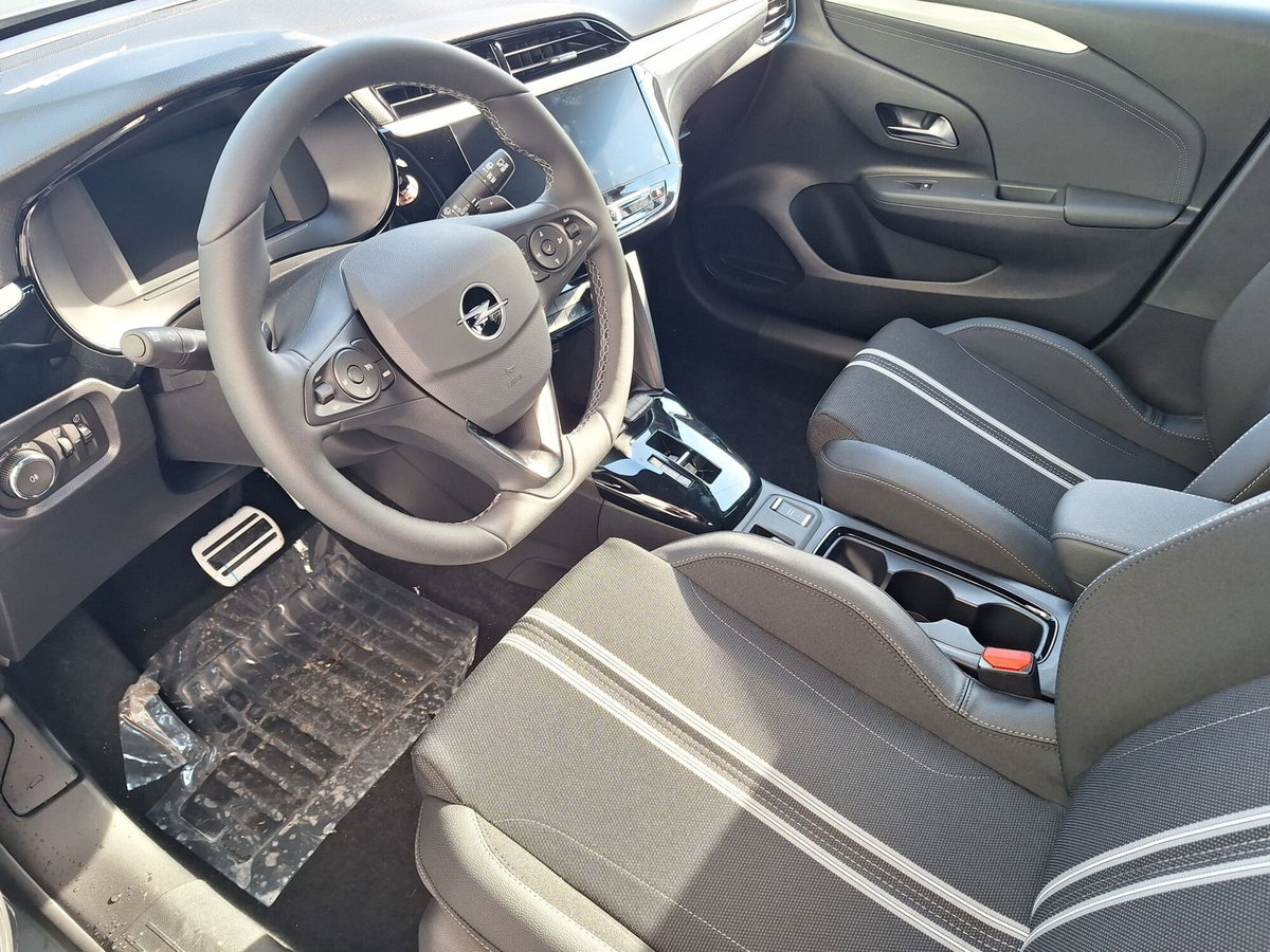 Opel Corsa 1.2 100 CV GS Line (8)