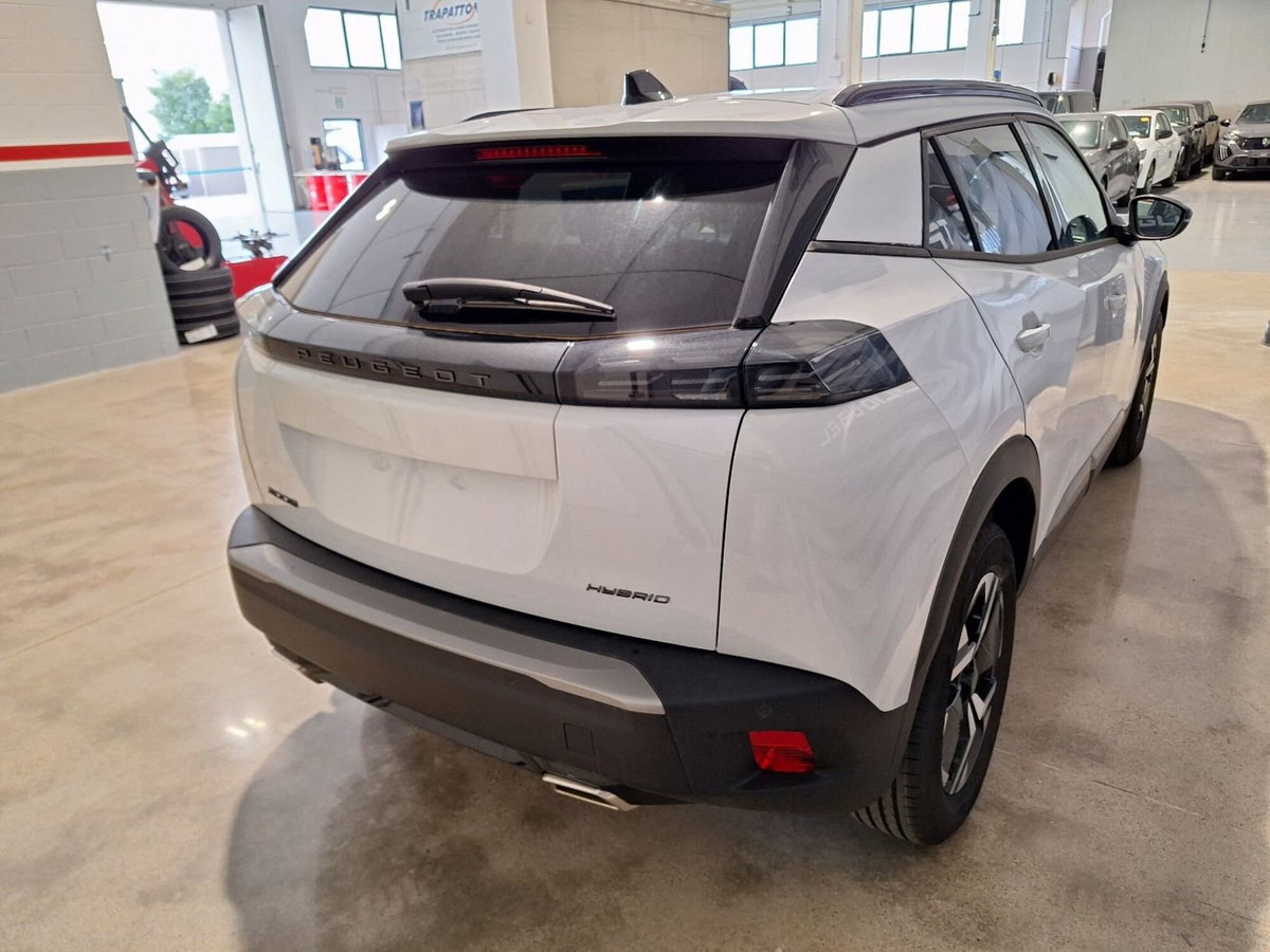 Peugeot 2008 motore elettrico 136 CV Allure Pack (6)