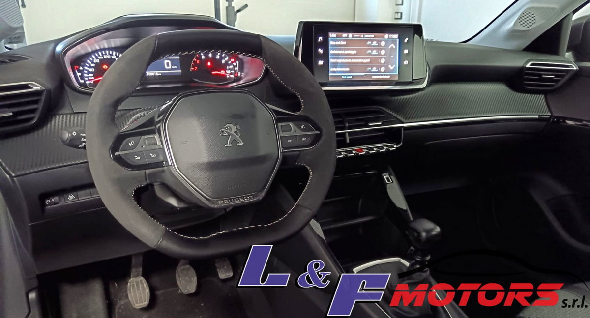 Peugeot 208 PureTech 100 Stop&Start 5 porte Allure (13)