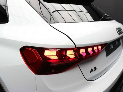 Audi A3 Sportback 35 TFSI S tronic S line edition (13)