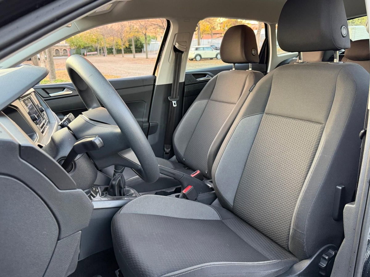Volkswagen Taigo 1.0 tsi Life 95cv (11)
