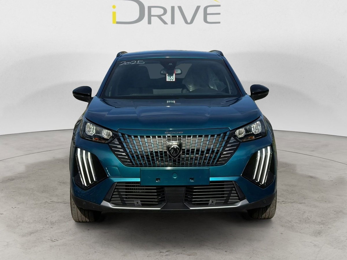 Peugeot 2008 PureTech 100 S&S Allure (2)