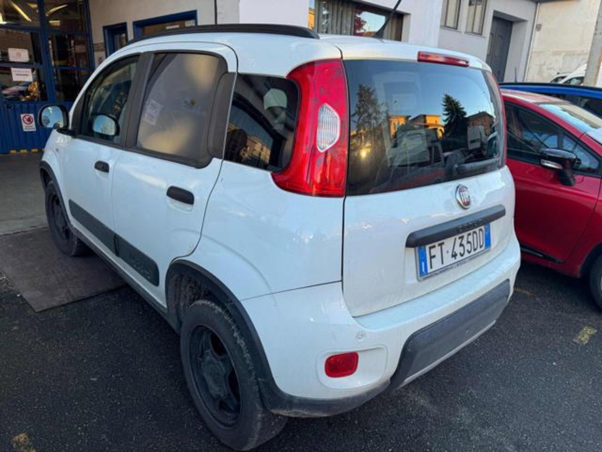 Fiat Panda 1.3 MJT 95 CV S&S 4x4 (7)