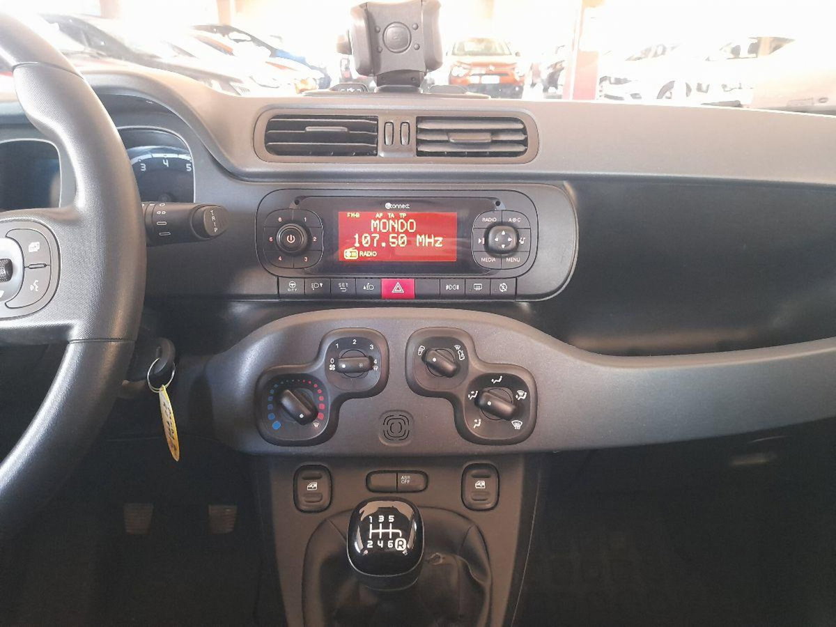 Fiat Panda 1.0 firefly hybrid Pop s&s 70cv (11)