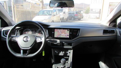 Volkswagen Polo 1.0 tsi R-Line 95cv (11)