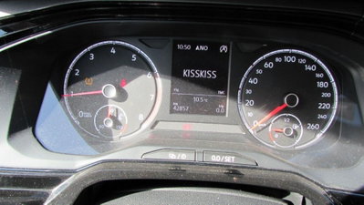 Volkswagen Polo 1.0 tsi R-Line 95cv (14)