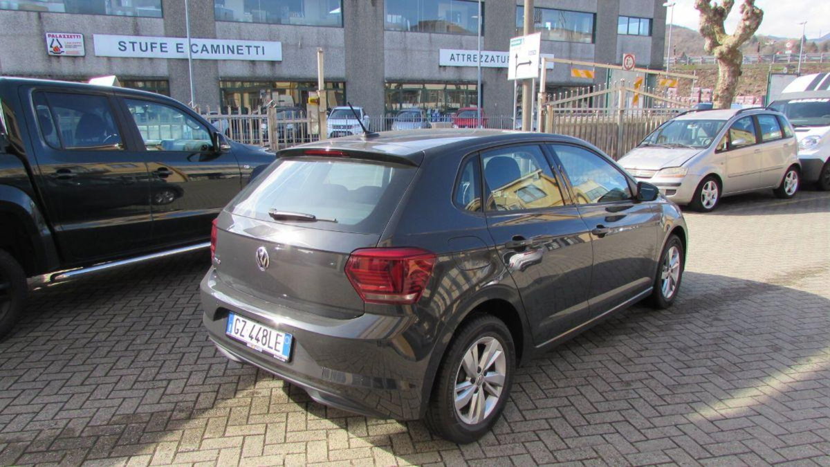 Volkswagen Polo 1.0 tsi R-Line 95cv (5)