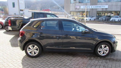 Volkswagen Polo 1.0 tsi R-Line 95cv (6)