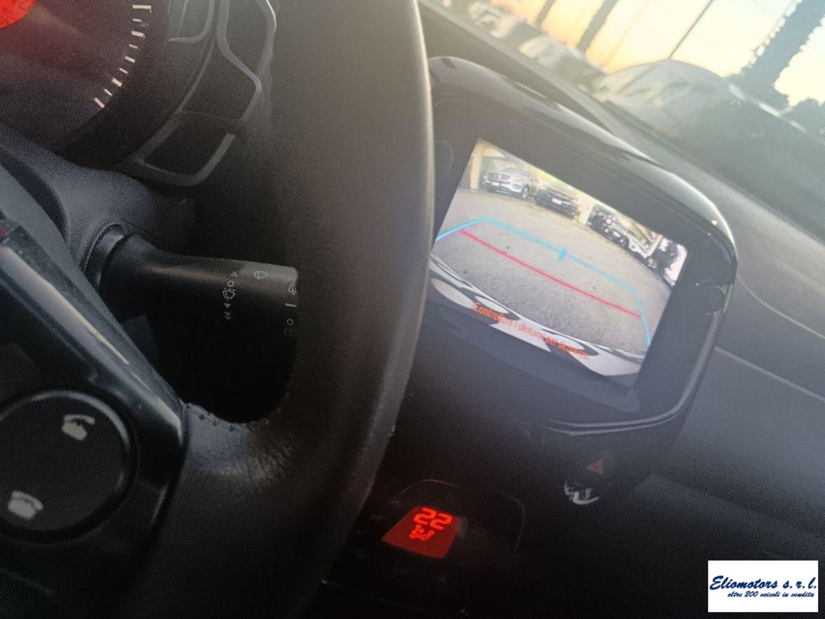 Peugeot 108 72 5 porte Style (13)