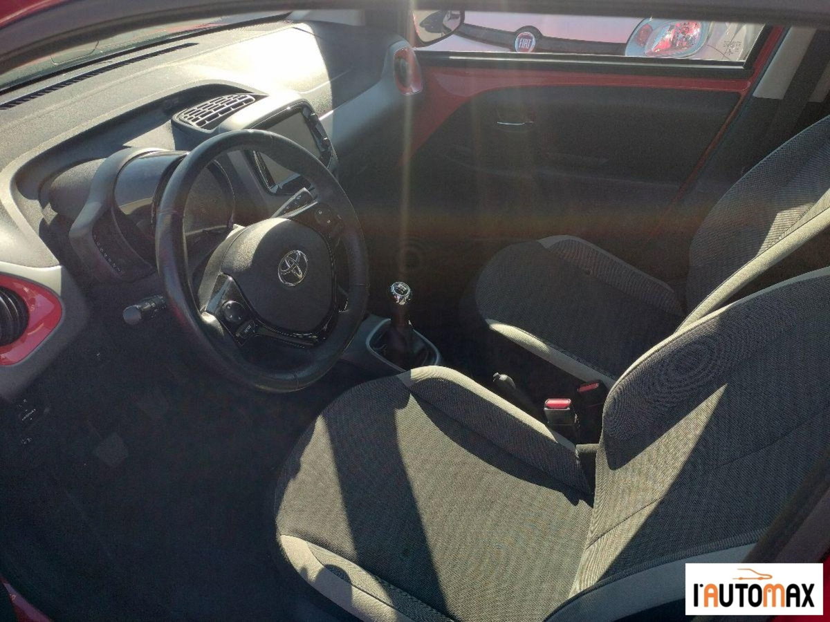 Toyota Aygo 1.0 VVT-i 72 CV 5 porte x-cool MMT (7)