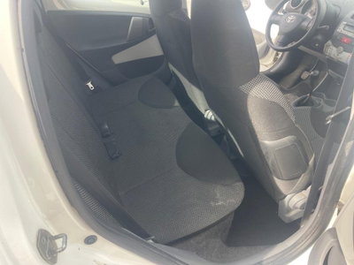 Toyota Aygo 1.0 12V VVT-i 5 porte Deep Ocean Connect (14)